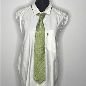 JOS. A. BANK Green Patterned Tie